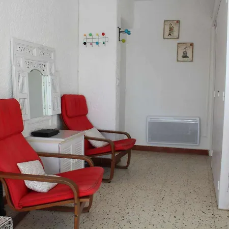 Lumineux A 50m De La Plage, Grand Balcon, Parking, Animaux Acceptes, Menage Inclus - Fr-1-229c-67 Apartment *